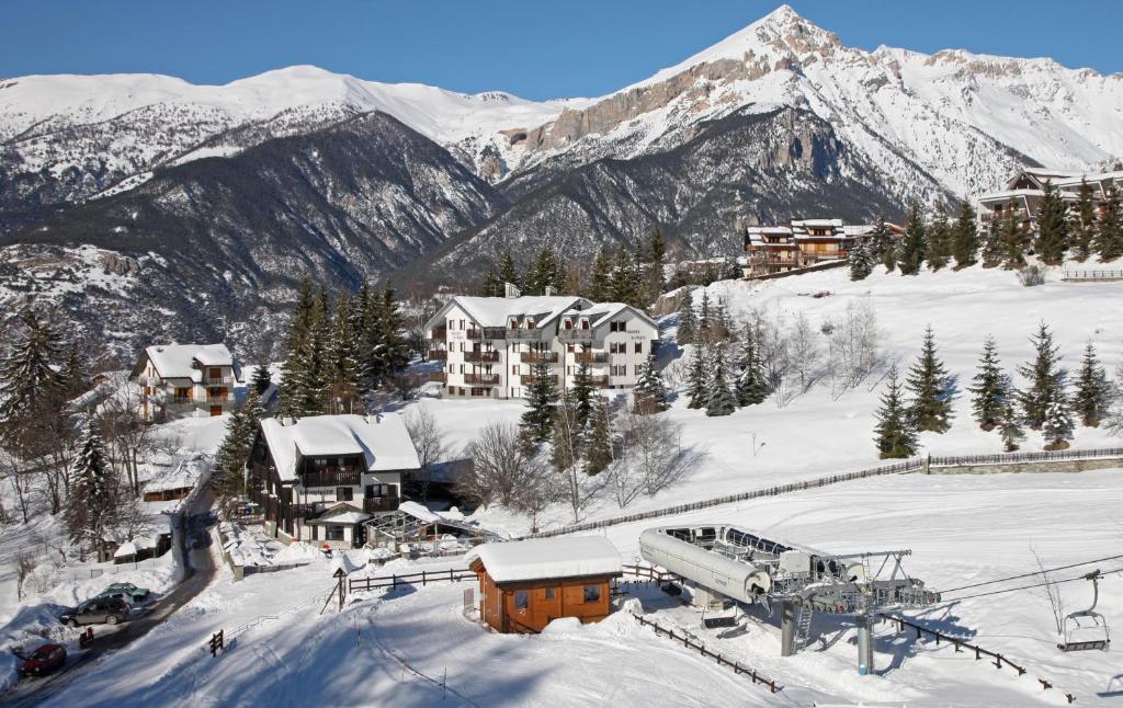 Hotel La Fontaine Oulx Екстериор снимка